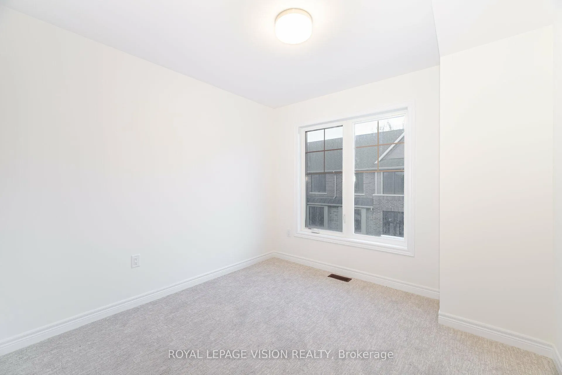 Photo 29 of 50 Folcroft Street, Brampton, Credit Valley — HOMEH