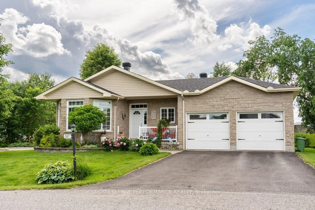 Photo 2 of 997 Ada Barrington Private, Ottawa, Greely — HOMEH