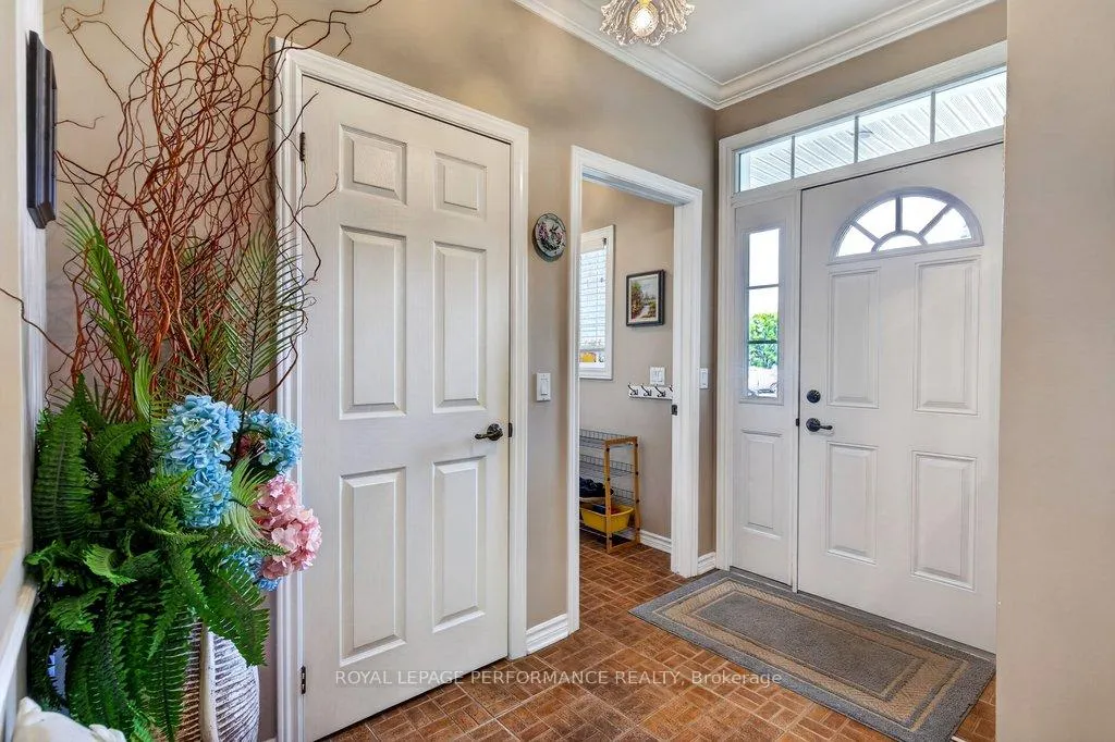Photo 6 of 997 Ada Barrington Private, Ottawa, Greely — HOMEH