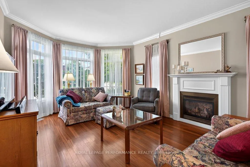 Photo 9 of 997 Ada Barrington Private, Ottawa, Greely — HOMEH