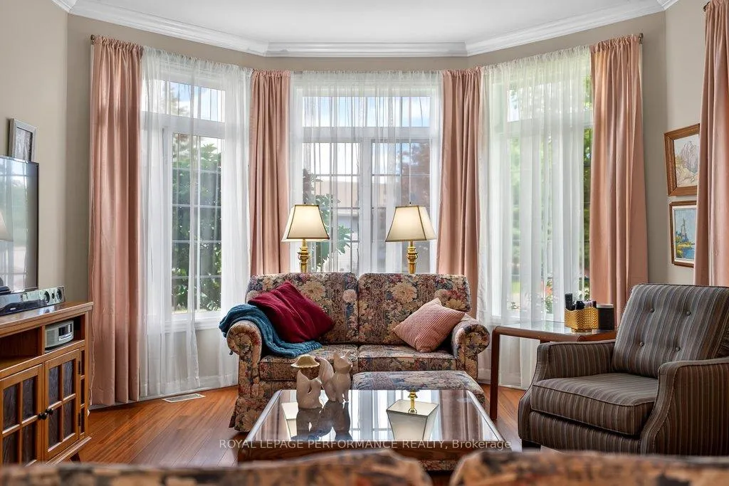 Photo 10 of 997 Ada Barrington Private, Ottawa, Greely — HOMEH