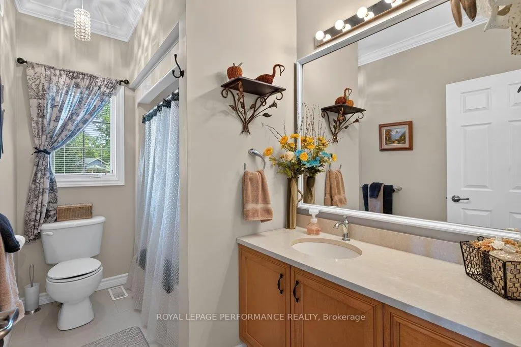 Photo 17 of 997 Ada Barrington Private, Ottawa, Greely — HOMEH