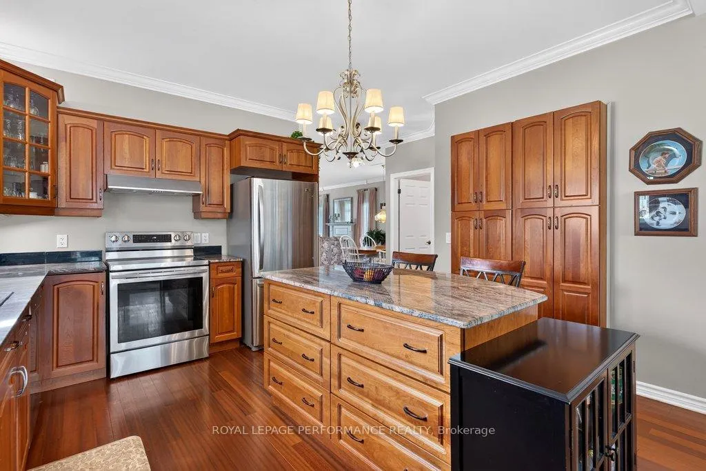 Photo 24 of 997 Ada Barrington Private, Ottawa, Greely — HOMEH