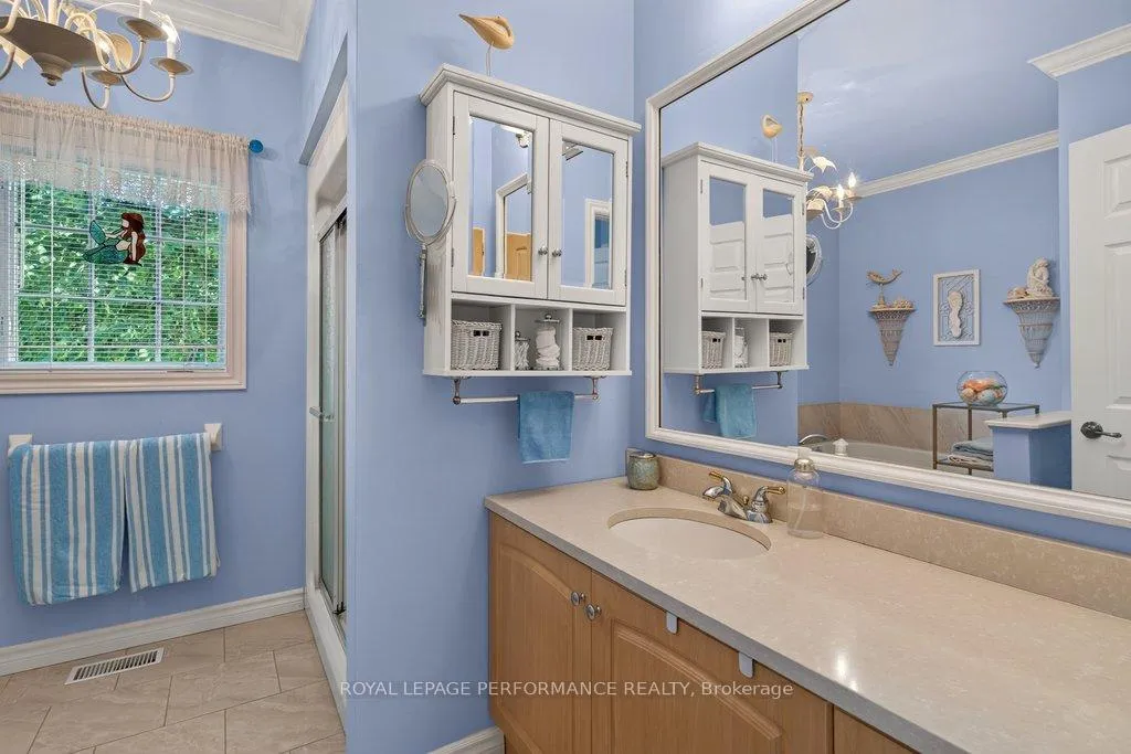 Photo 35 of 997 Ada Barrington Private, Ottawa, Greely — HOMEH