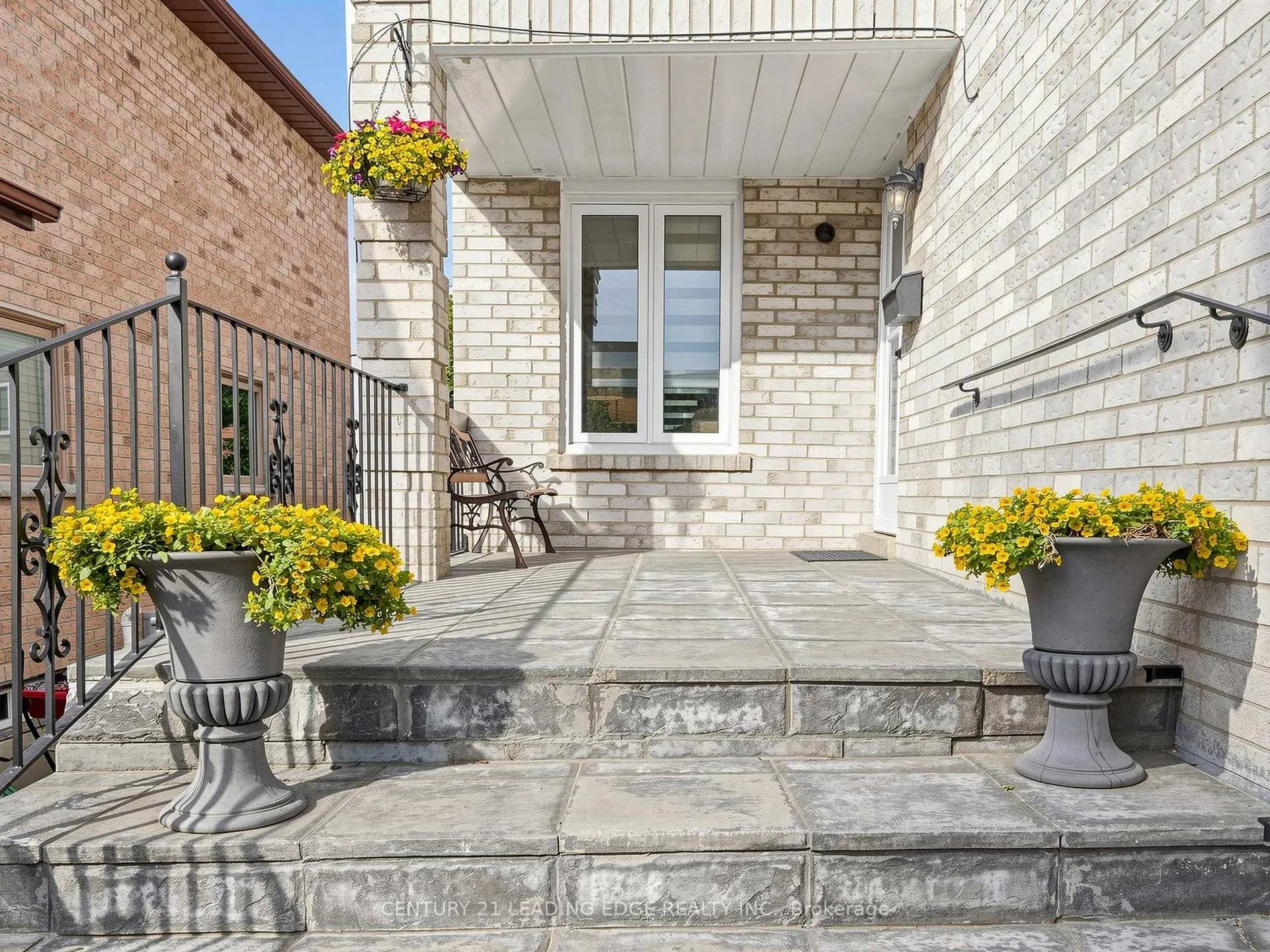 Photo 2 of 19 Deverill Crescent, Ajax, Central West — HOMEH