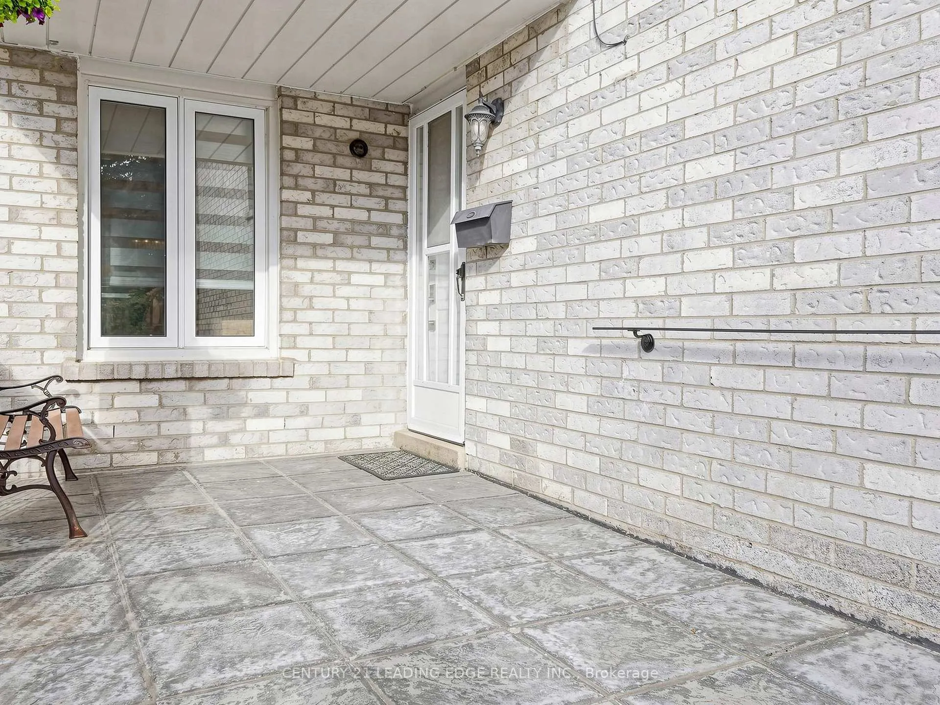 Photo 3 of 19 Deverill Crescent, Ajax, Central West — HOMEH