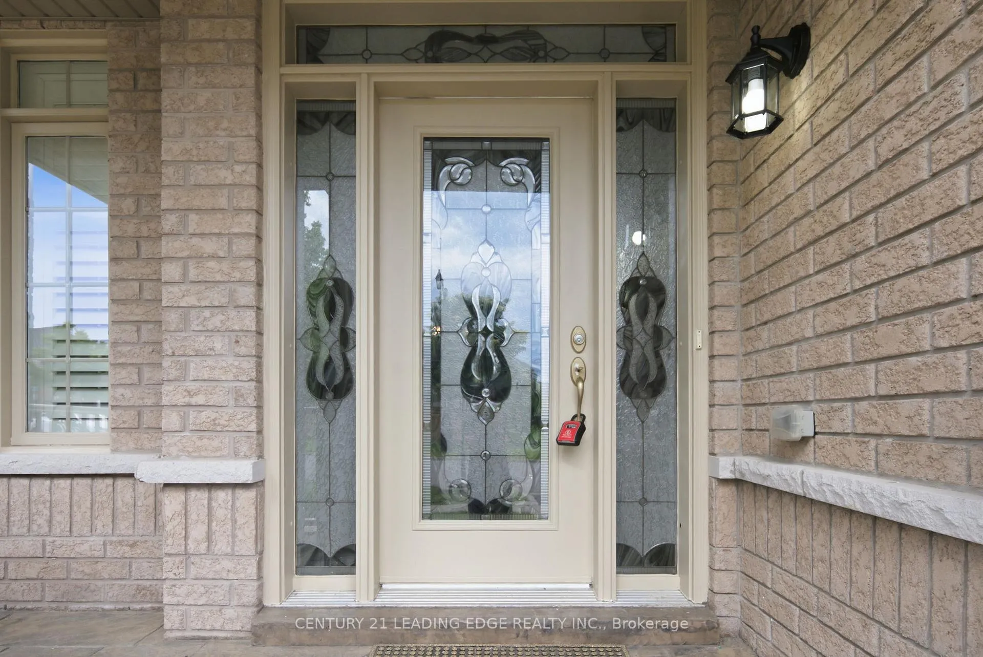 Photo 2 of 33 Shell Drive, Ajax, Northwest Ajax — HOMEH