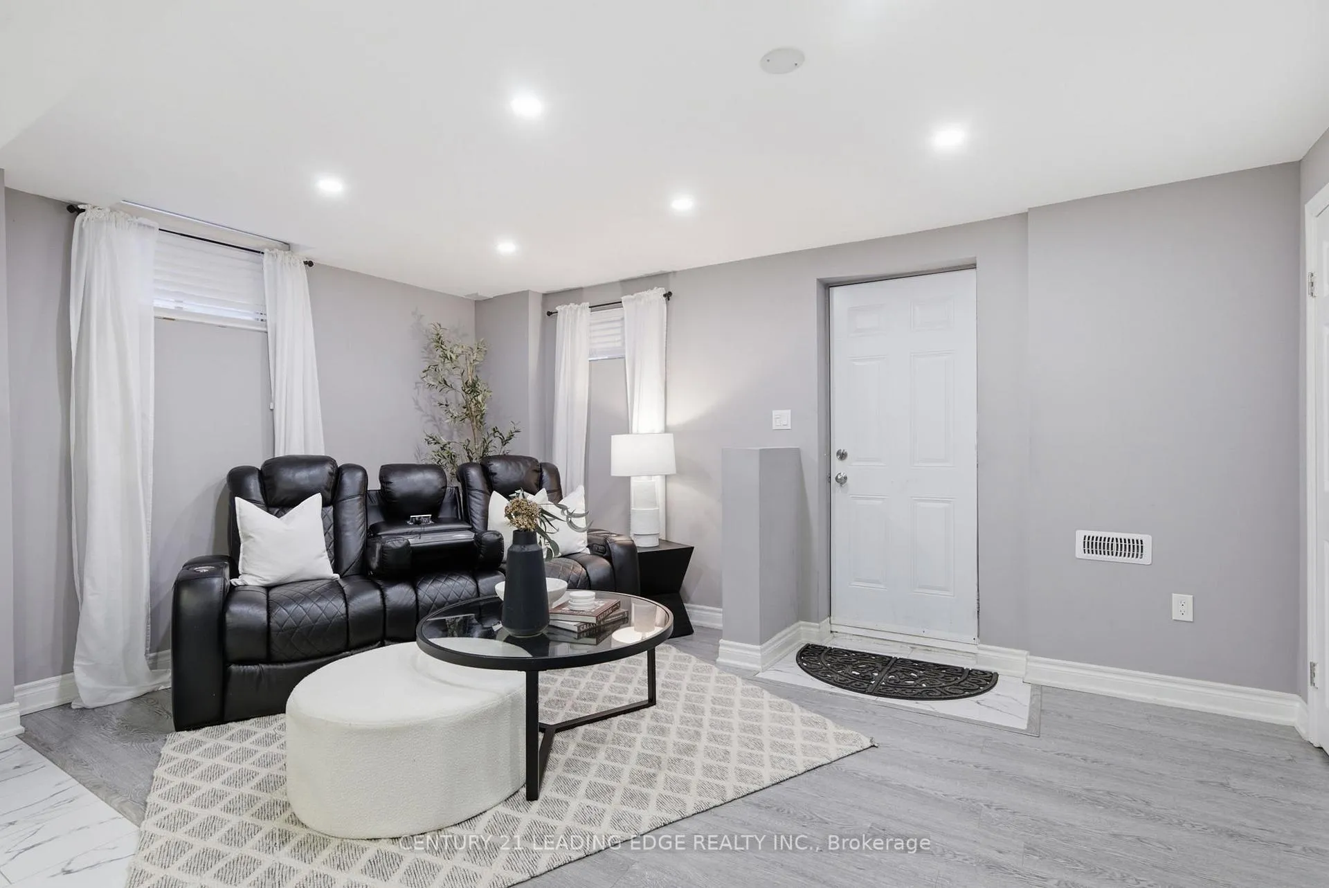 Photo 38 of 33 Shell Drive, Ajax, Northwest Ajax — HOMEH