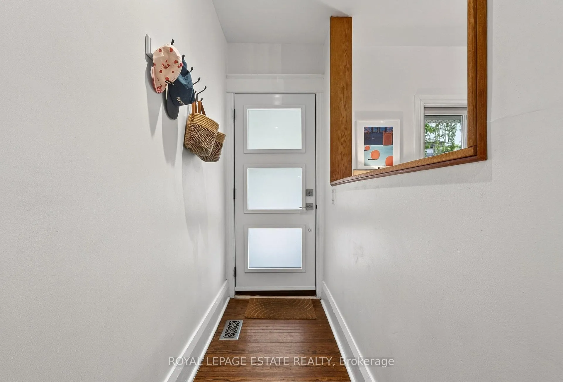 Photo 4 of 44 Bastedo Avenue, Toronto, Woodbine Corridor — HOMEH
