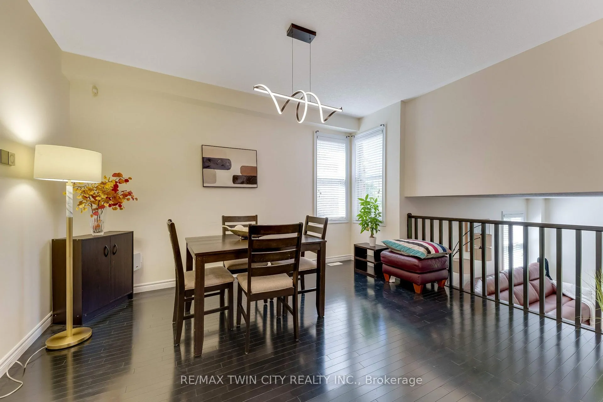 Photo 7 of 27 Tremaine Drive, Kitchener — HOMEH