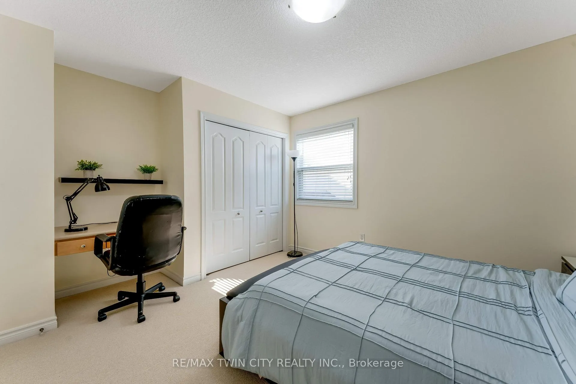 Photo 27 of 27 Tremaine Drive, Kitchener — HOMEH
