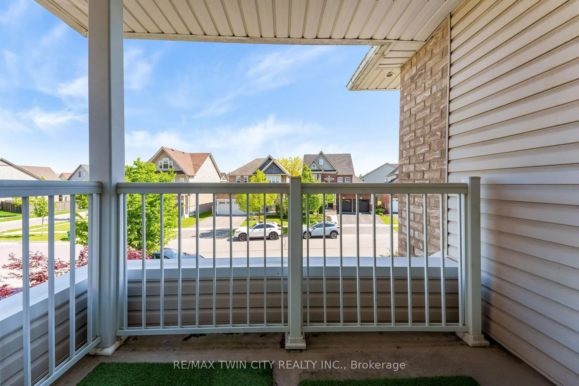 Photo 30 of 27 Tremaine Drive, Kitchener — HOMEH