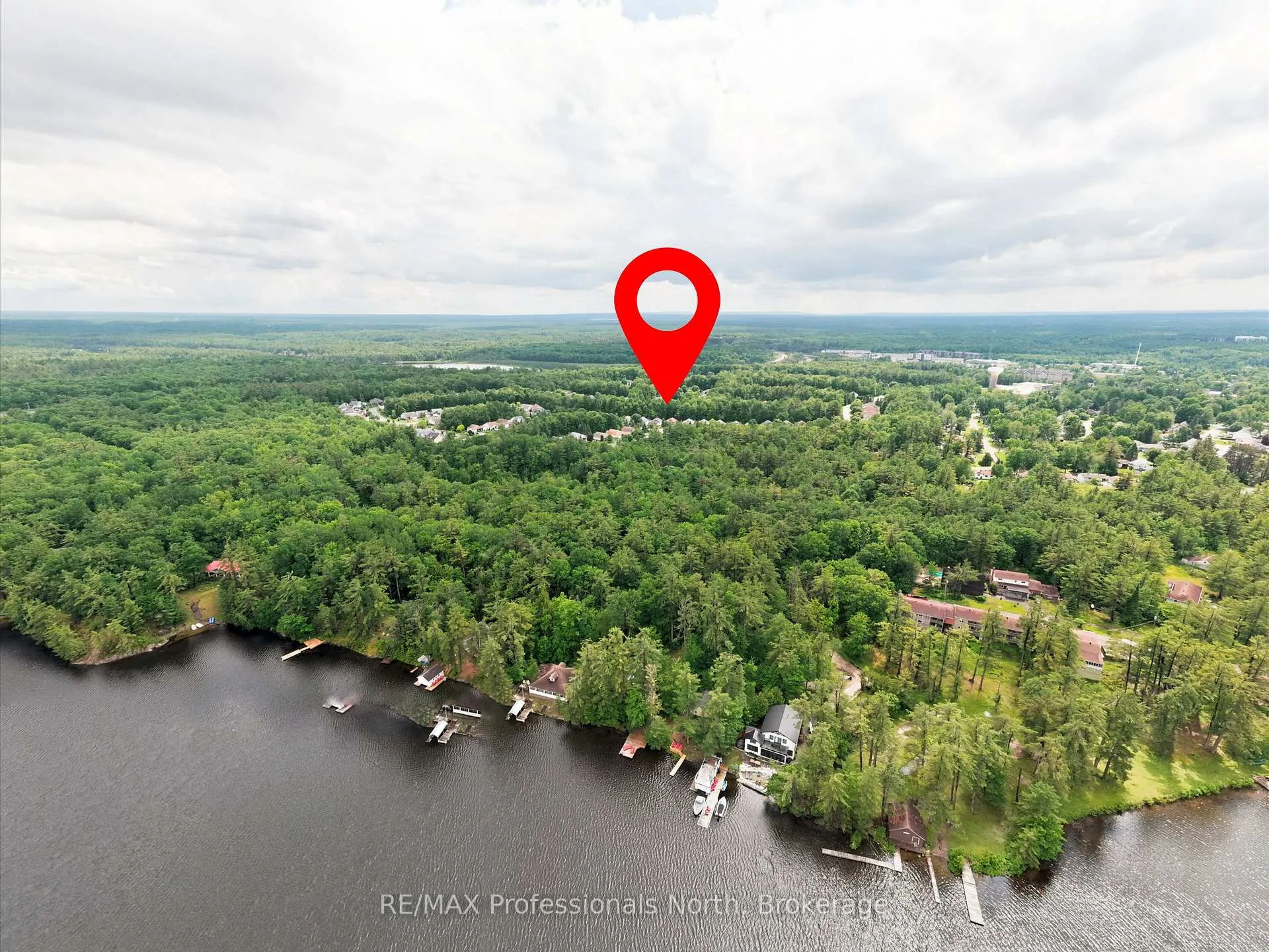 Photo 2 of 42 Springwood Crescent, Gravenhurst, Muskoka (S) — HOMEH