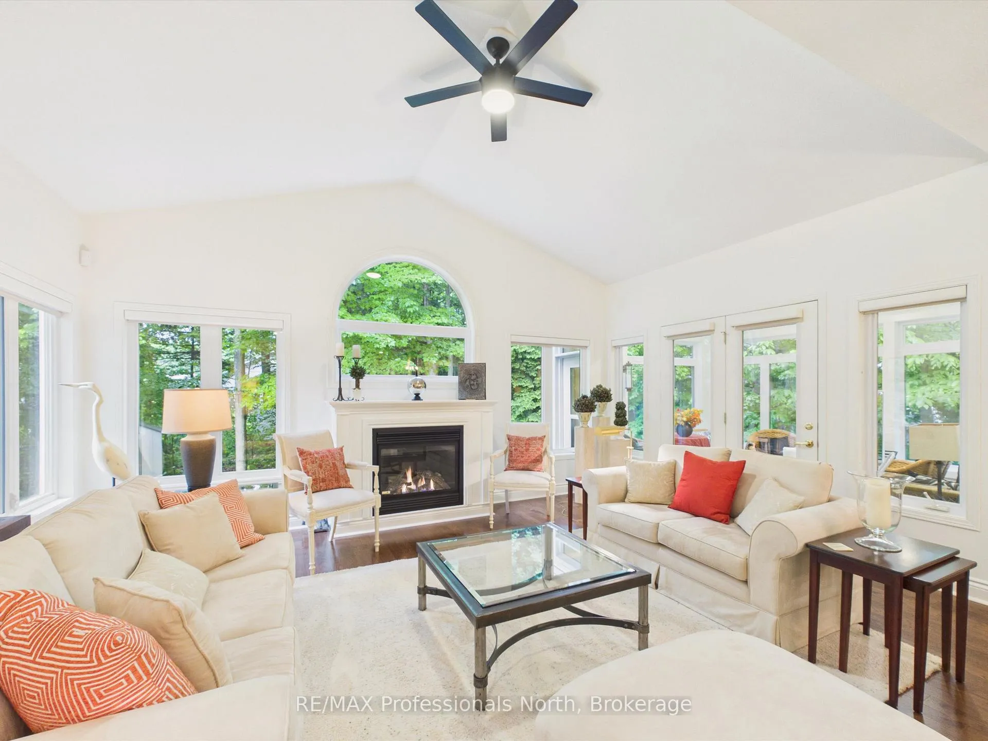 Photo 10 of 42 Springwood Crescent, Gravenhurst, Muskoka (S) — HOMEH