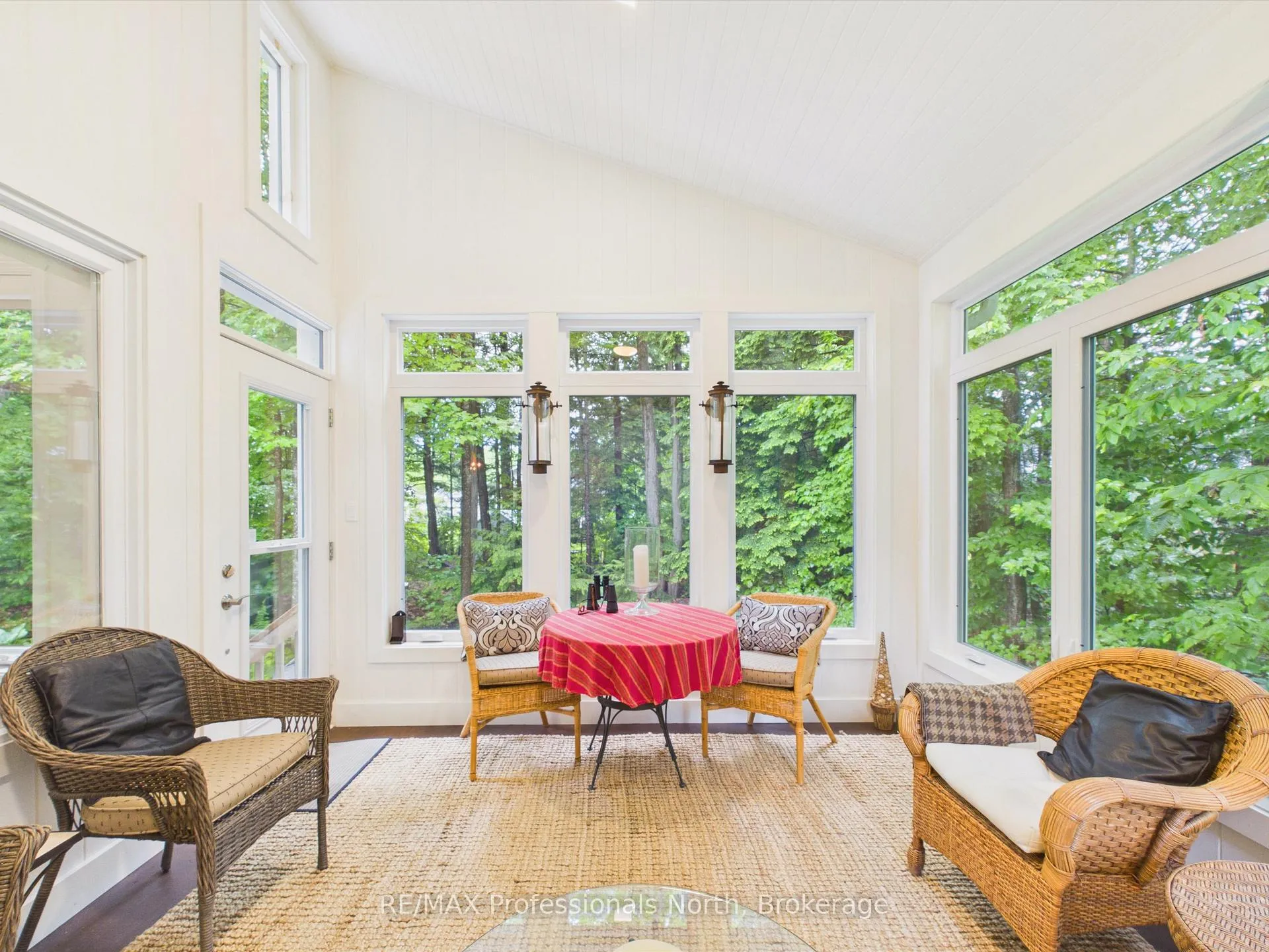 Photo 13 of 42 Springwood Crescent, Gravenhurst, Muskoka (S) — HOMEH