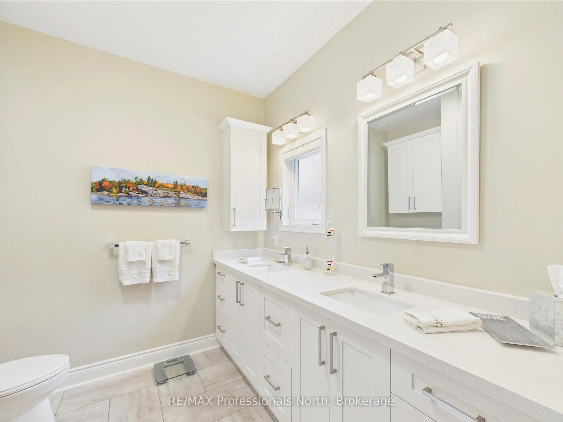 Photo 16 of 42 Springwood Crescent, Gravenhurst, Muskoka (S) — HOMEH