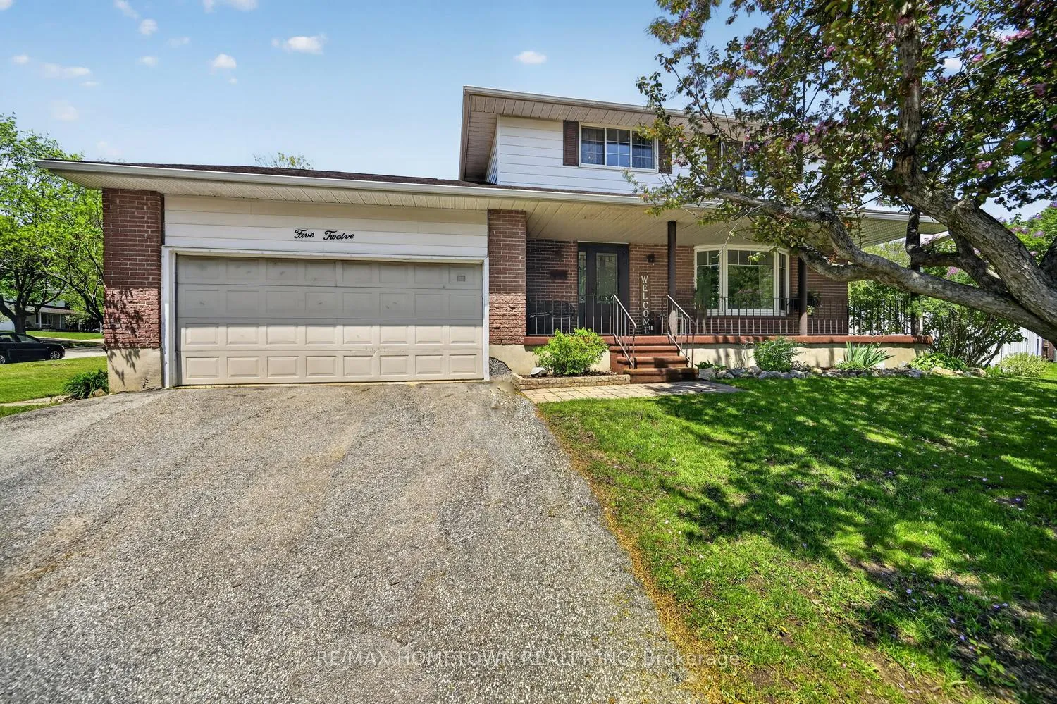 Front of 512 Laurier Boulevard