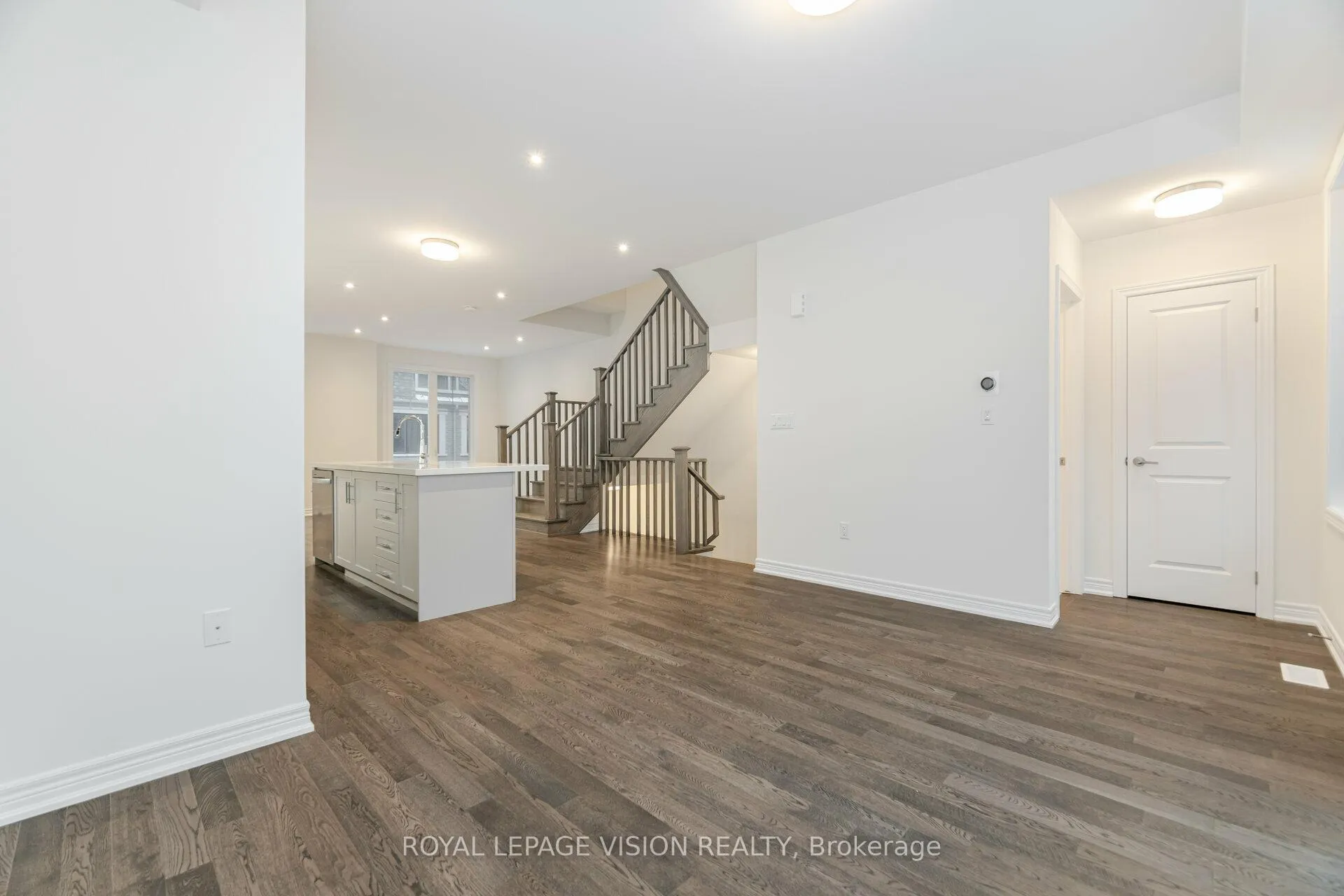 Photo 13 of 60 Folcroft Street, Brampton, Credit Valley — HOMEH