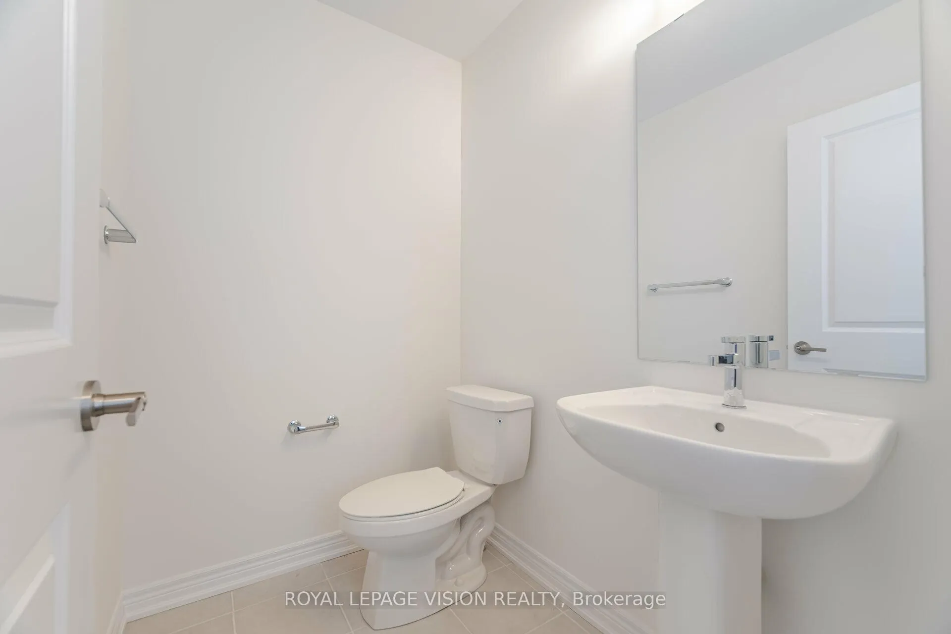 Photo 15 of 60 Folcroft Street, Brampton, Credit Valley — HOMEH