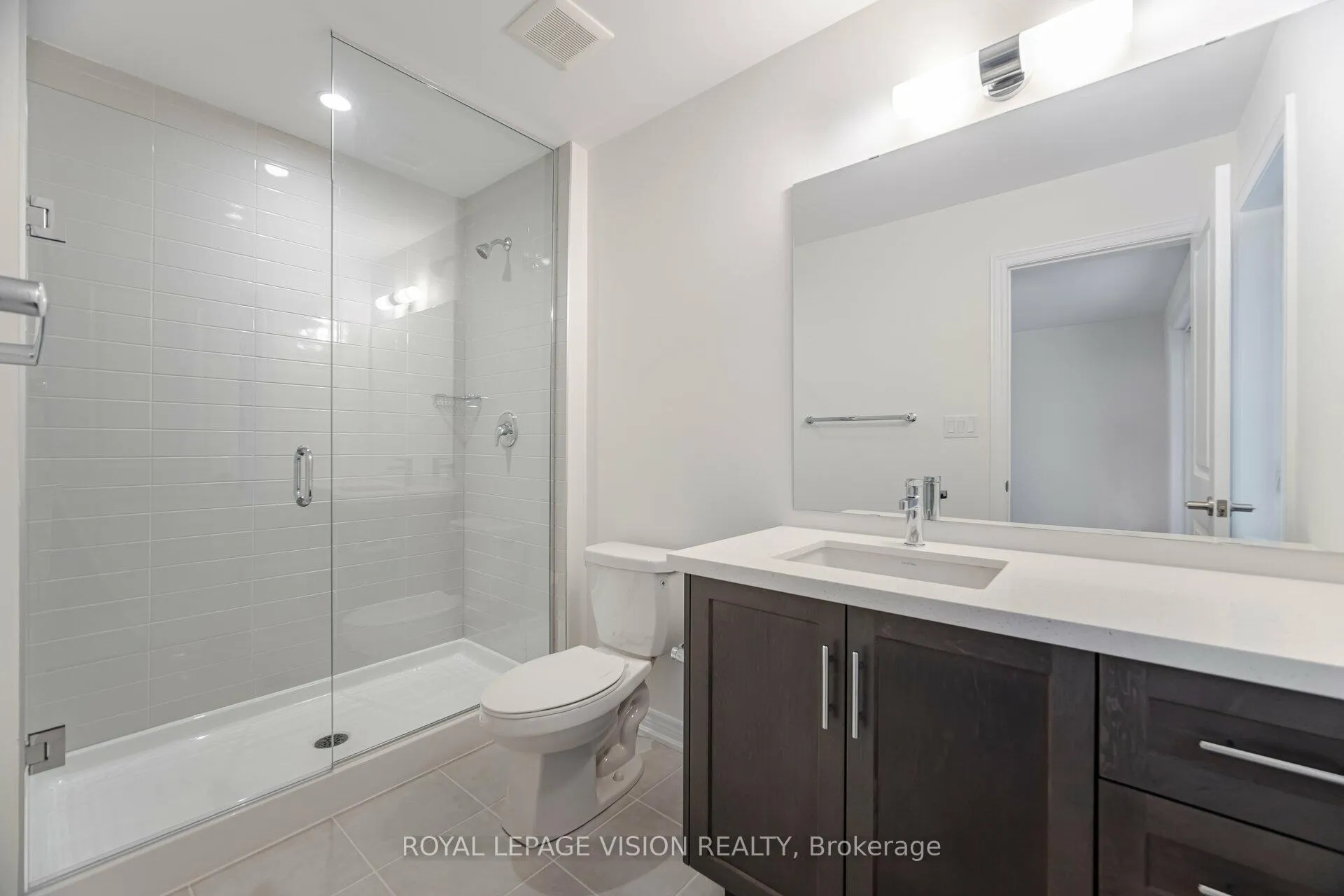 Photo 23 of 60 Folcroft Street, Brampton, Credit Valley — HOMEH