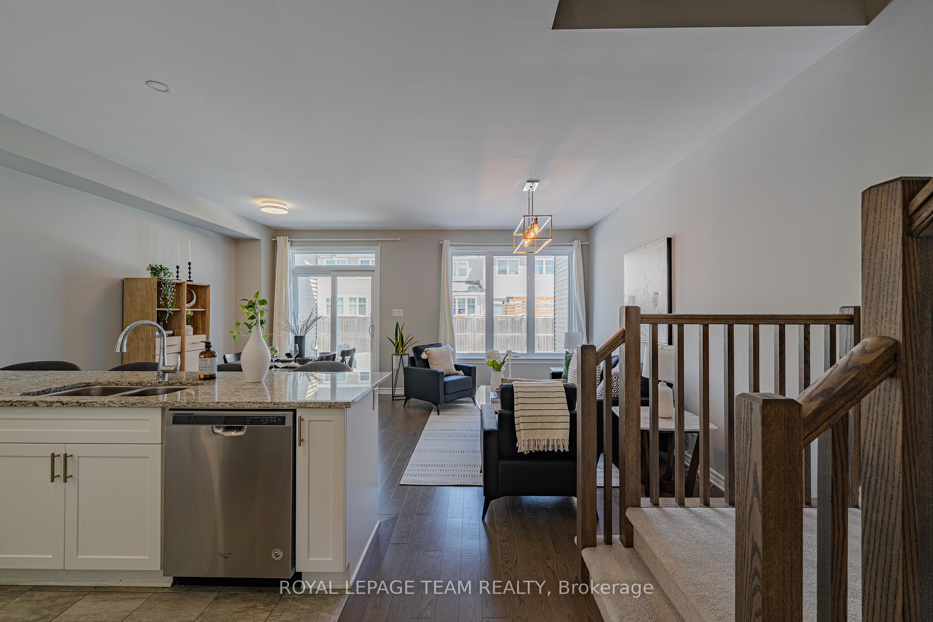Photo 8 of 842 Cedar Creek Drive, Ottawa, Blossom Park/Kemp Park/Findlay Creek — HOMEH