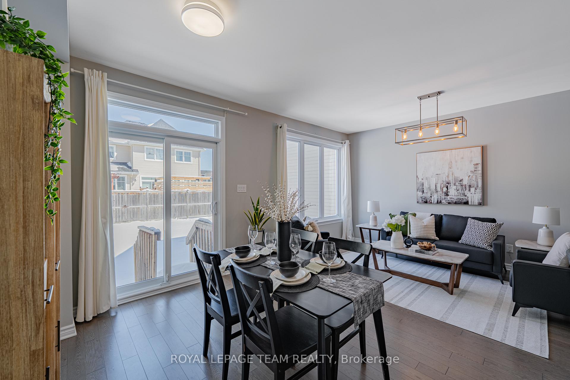 Photo 15 of 842 Cedar Creek Drive, Ottawa, Blossom Park/Kemp Park/Findlay Creek — HOMEH
