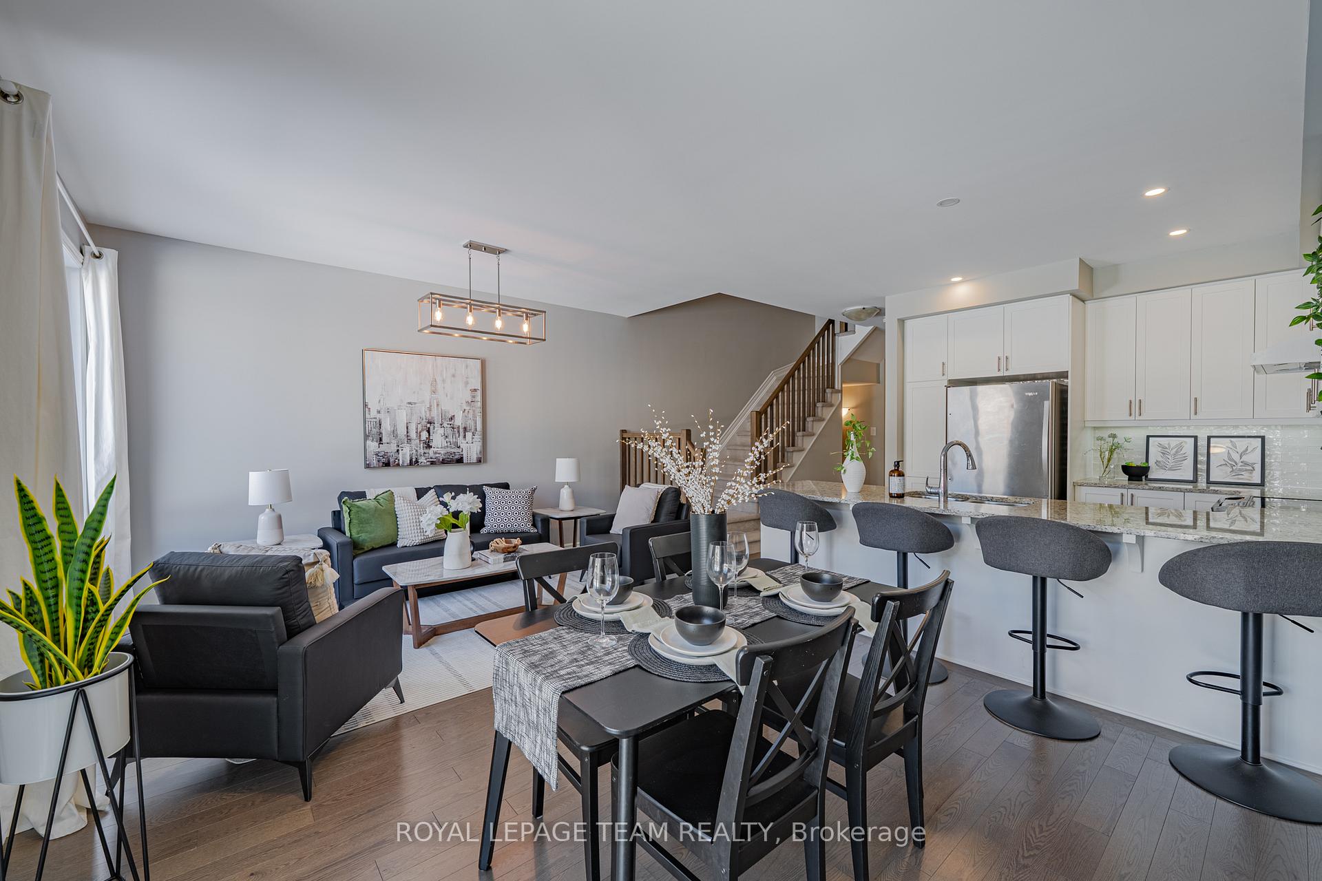 Photo 16 of 842 Cedar Creek Drive, Ottawa, Blossom Park/Kemp Park/Findlay Creek — HOMEH