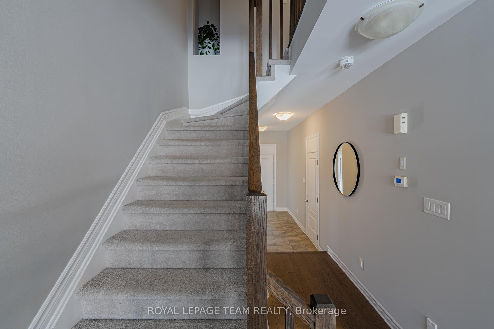 Photo 25 of 842 Cedar Creek Drive, Ottawa, Blossom Park/Kemp Park/Findlay Creek — HOMEH
