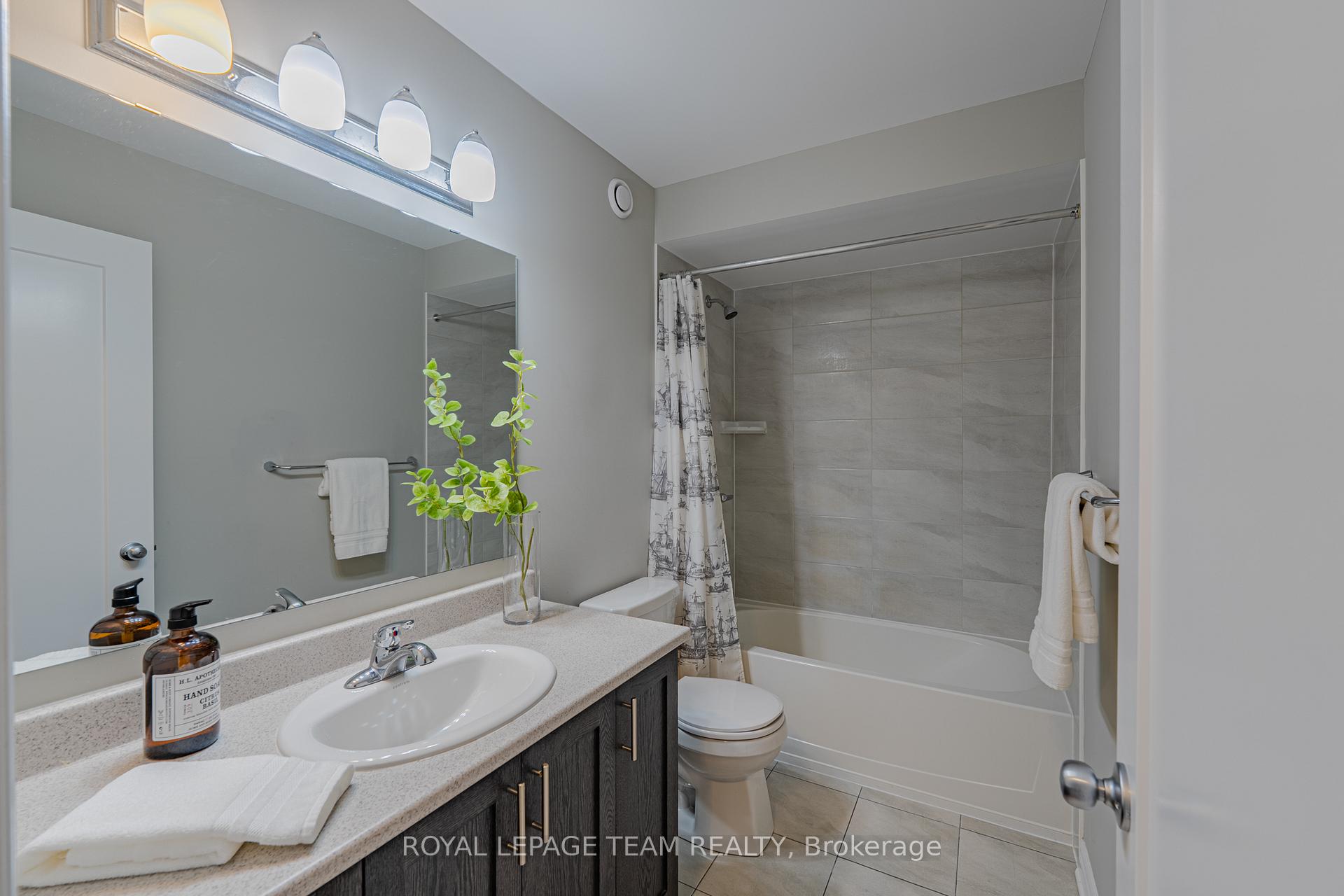 Photo 34 of 842 Cedar Creek Drive, Ottawa, Blossom Park/Kemp Park/Findlay Creek — HOMEH