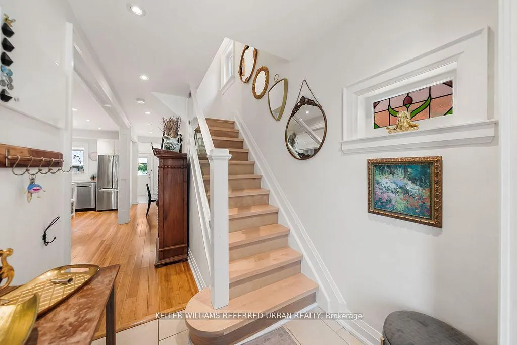 Photo 4 of 8 Cloverlawn Avenue, Toronto, Oakwood Village — HOMEH