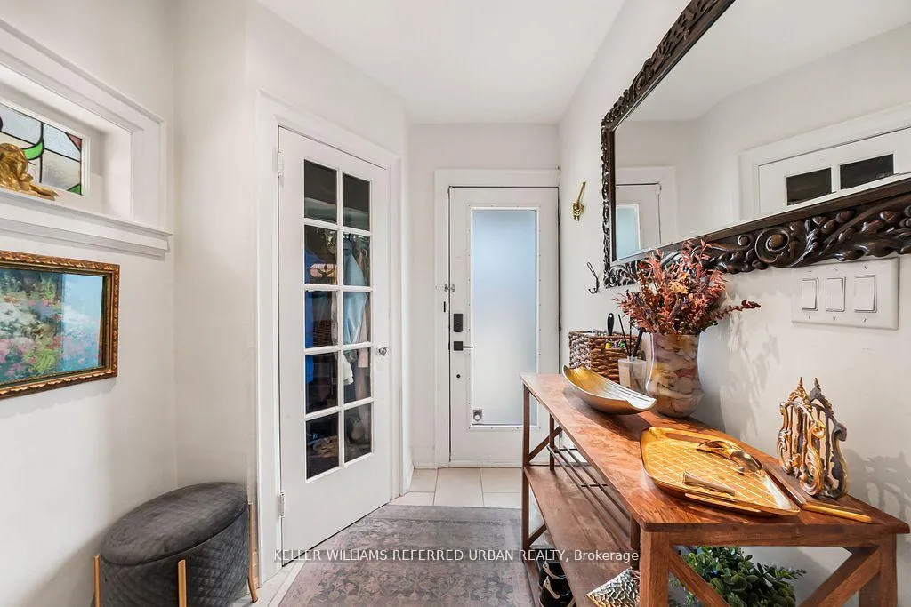 Photo 5 of 8 Cloverlawn Avenue, Toronto, Oakwood Village — HOMEH