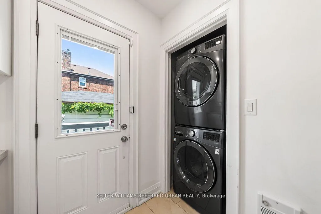 Photo 21 of 8 Cloverlawn Avenue, Toronto, Oakwood Village — HOMEH