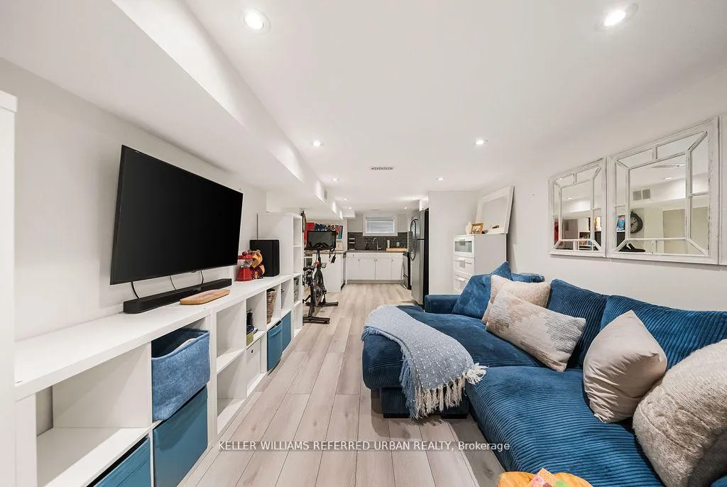 Photo 32 of 8 Cloverlawn Avenue, Toronto, Oakwood Village — HOMEH