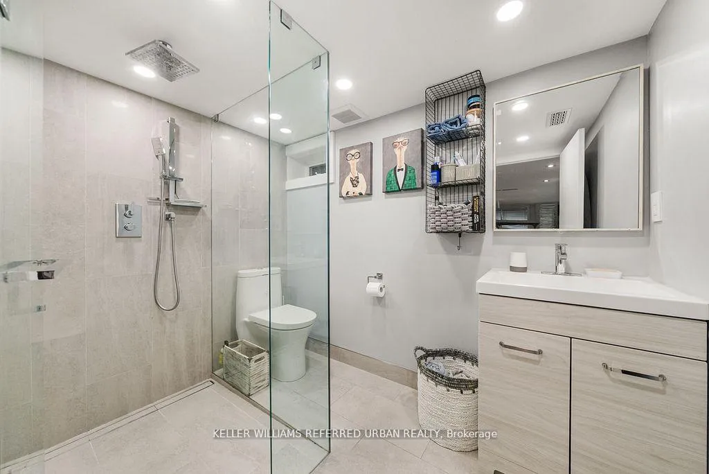 Photo 38 of 8 Cloverlawn Avenue, Toronto, Oakwood Village — HOMEH