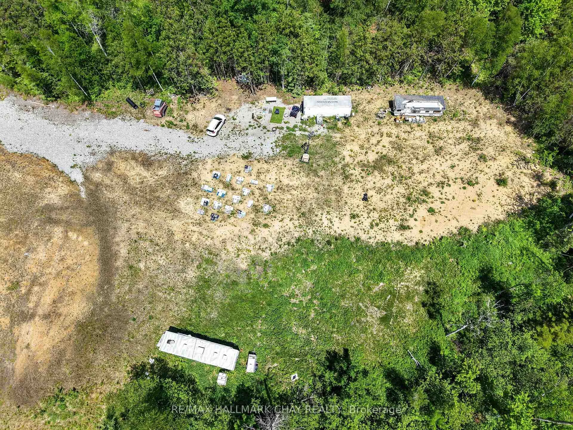 Photo 23 of 6685 County Rd 21, Essa, Rural Essa — HOMEH