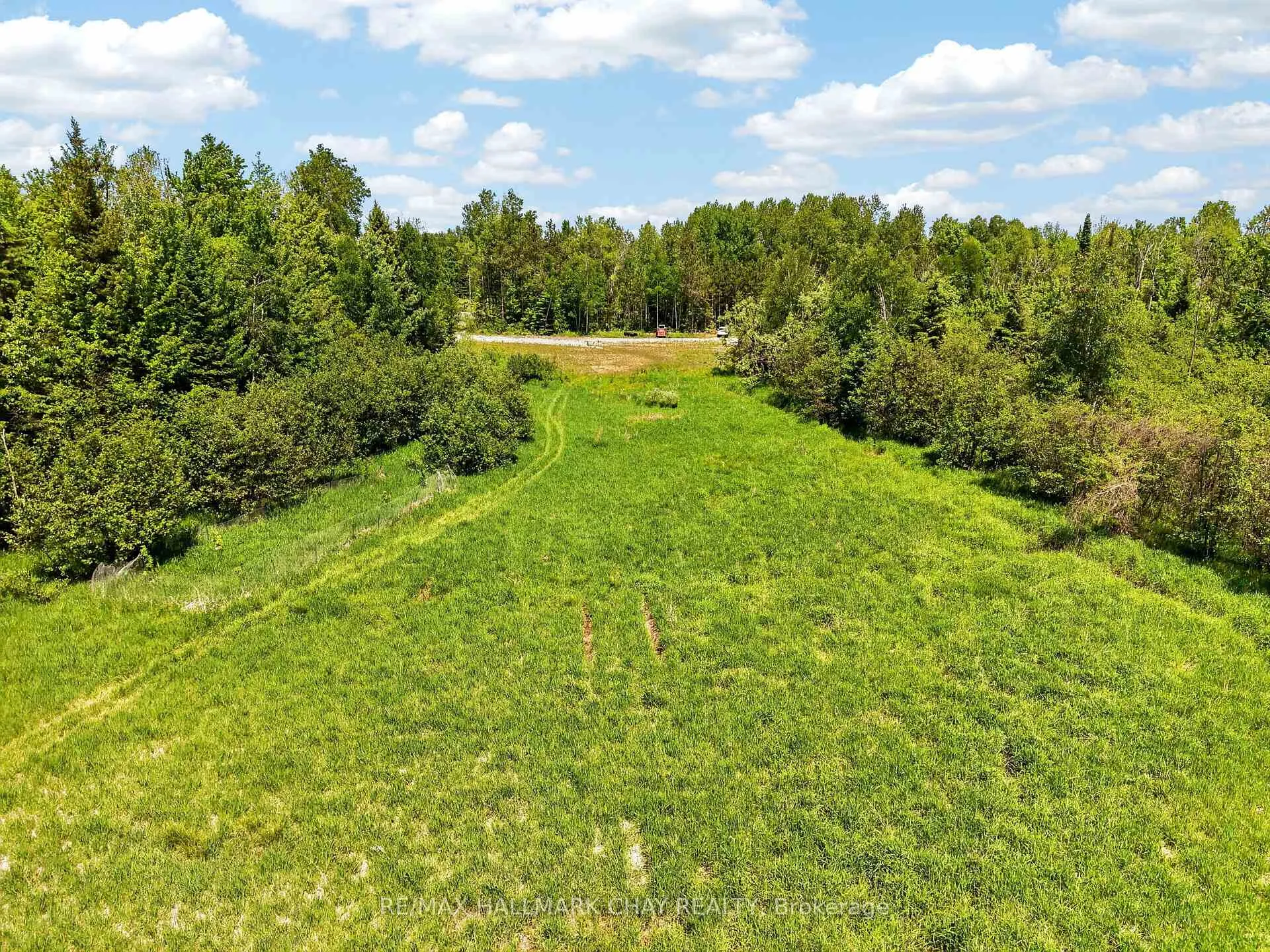 Photo 32 of 6685 County Rd 21, Essa, Rural Essa — HOMEH