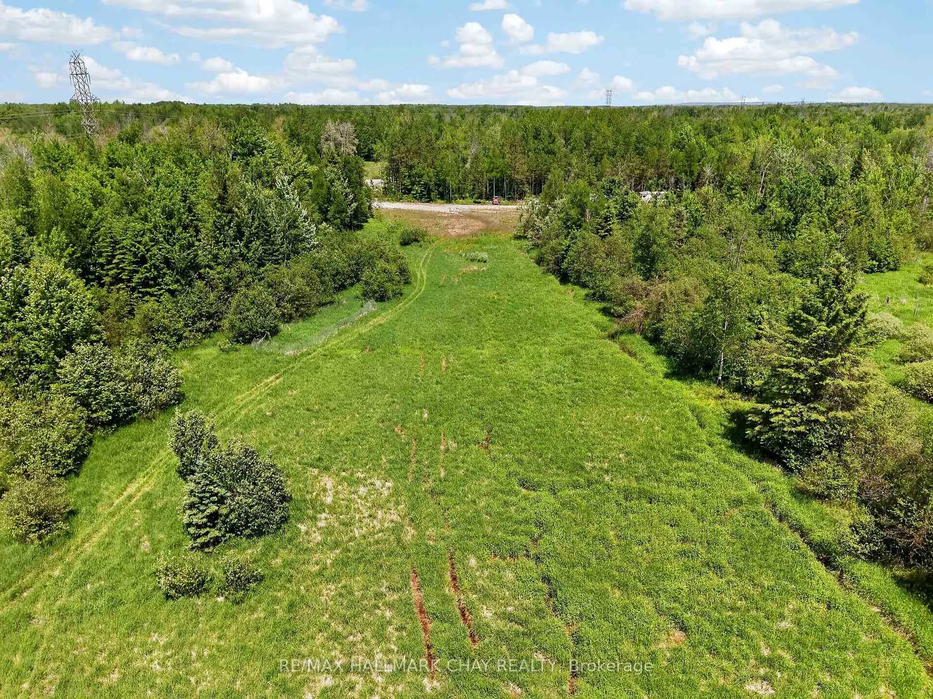 Photo 36 of 6685 County Rd 21, Essa, Rural Essa — HOMEH