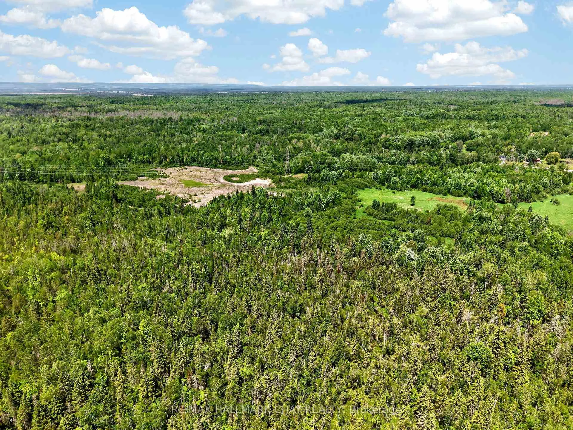 Photo 15 of 6685 County Rd 21, Essa, Rural Essa — HOMEH