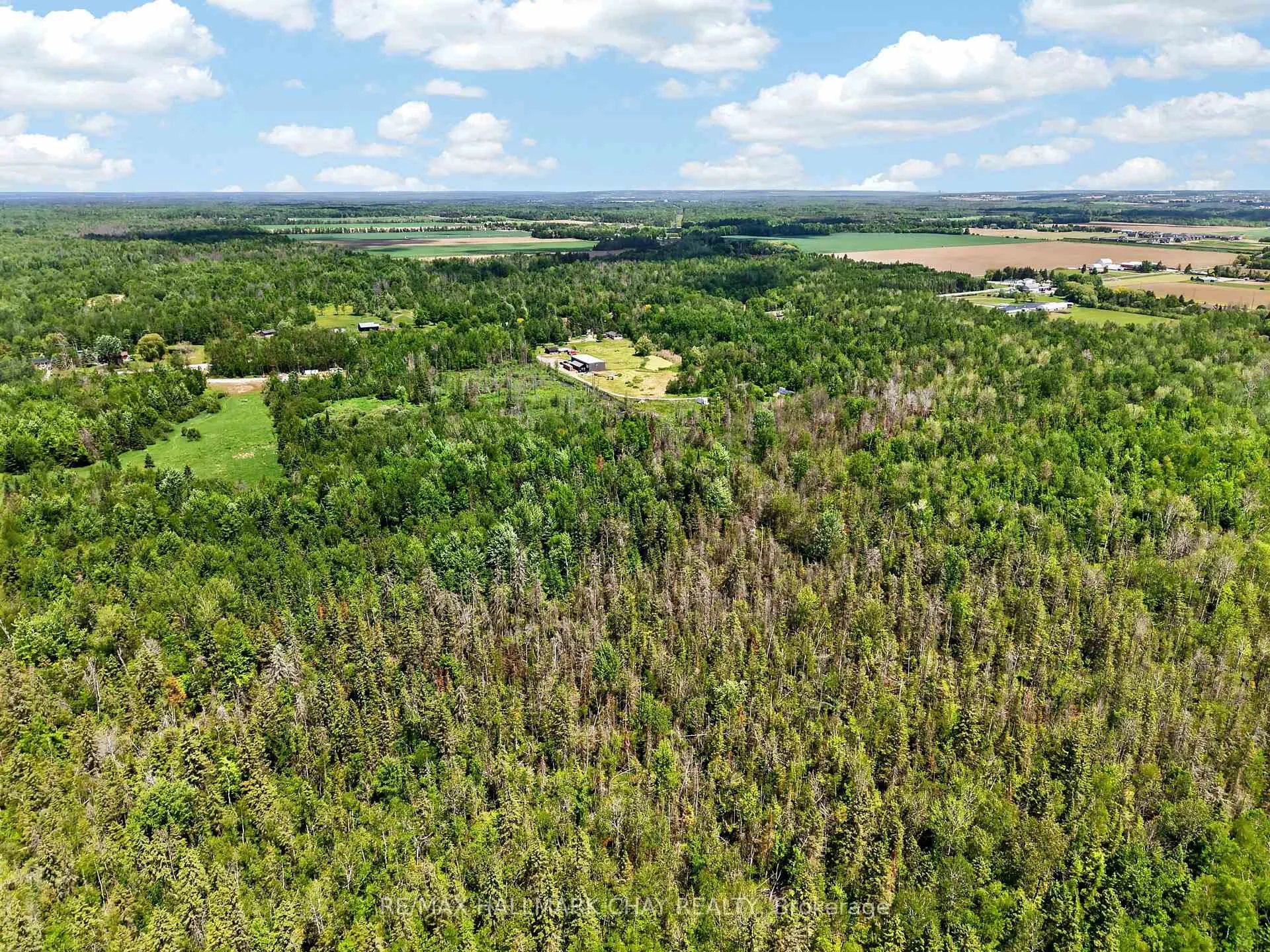 Photo 16 of 6685 County Rd 21, Essa, Rural Essa — HOMEH