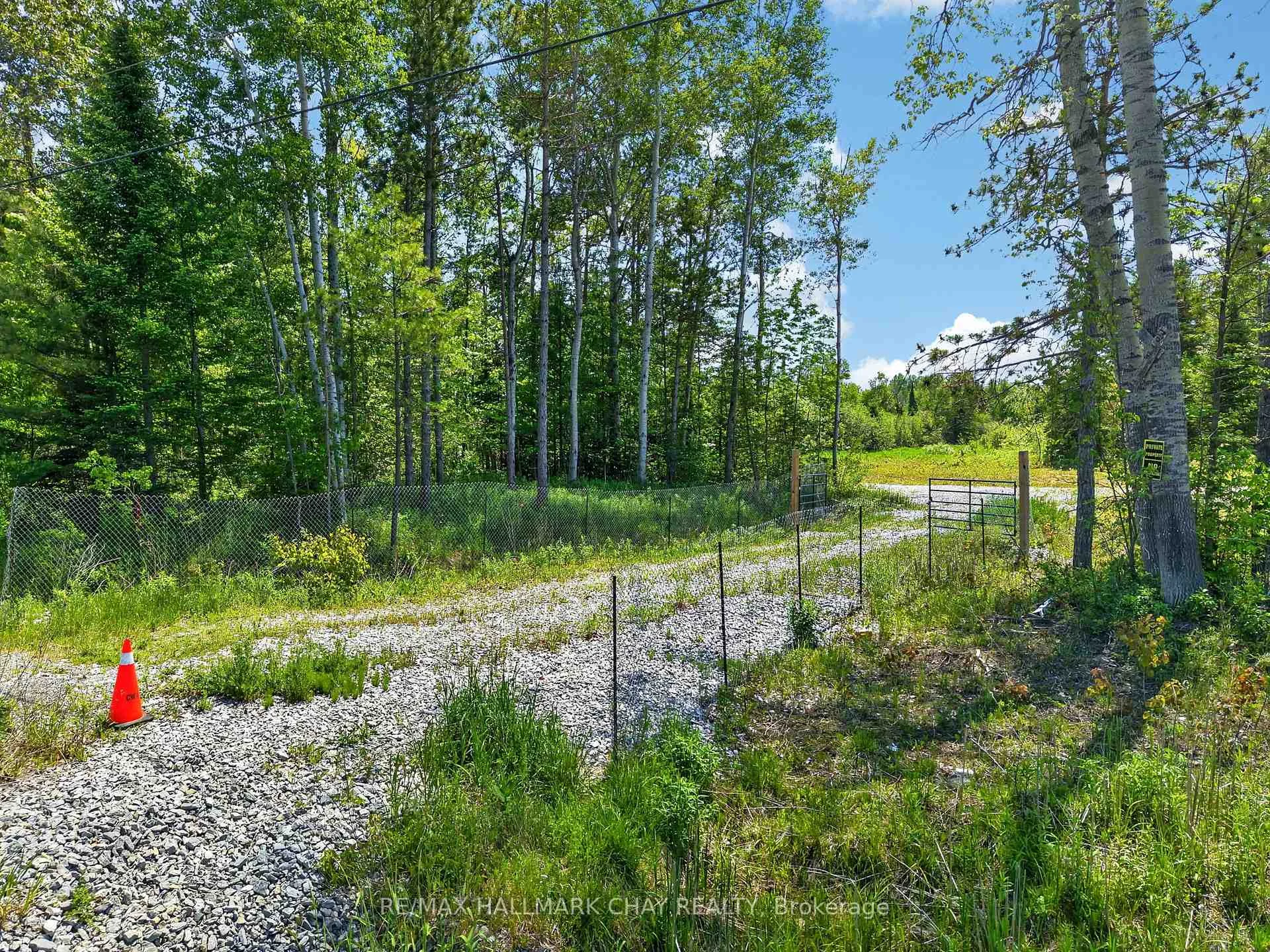 Photo 49 of 6685 County Rd 21, Essa, Rural Essa — HOMEH