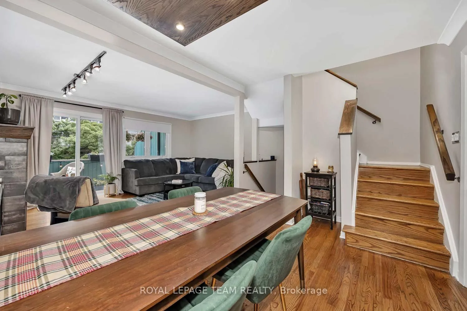 Photo 15 of 215 Booth Street, Ottawa, West Centre Town — HOMEH
