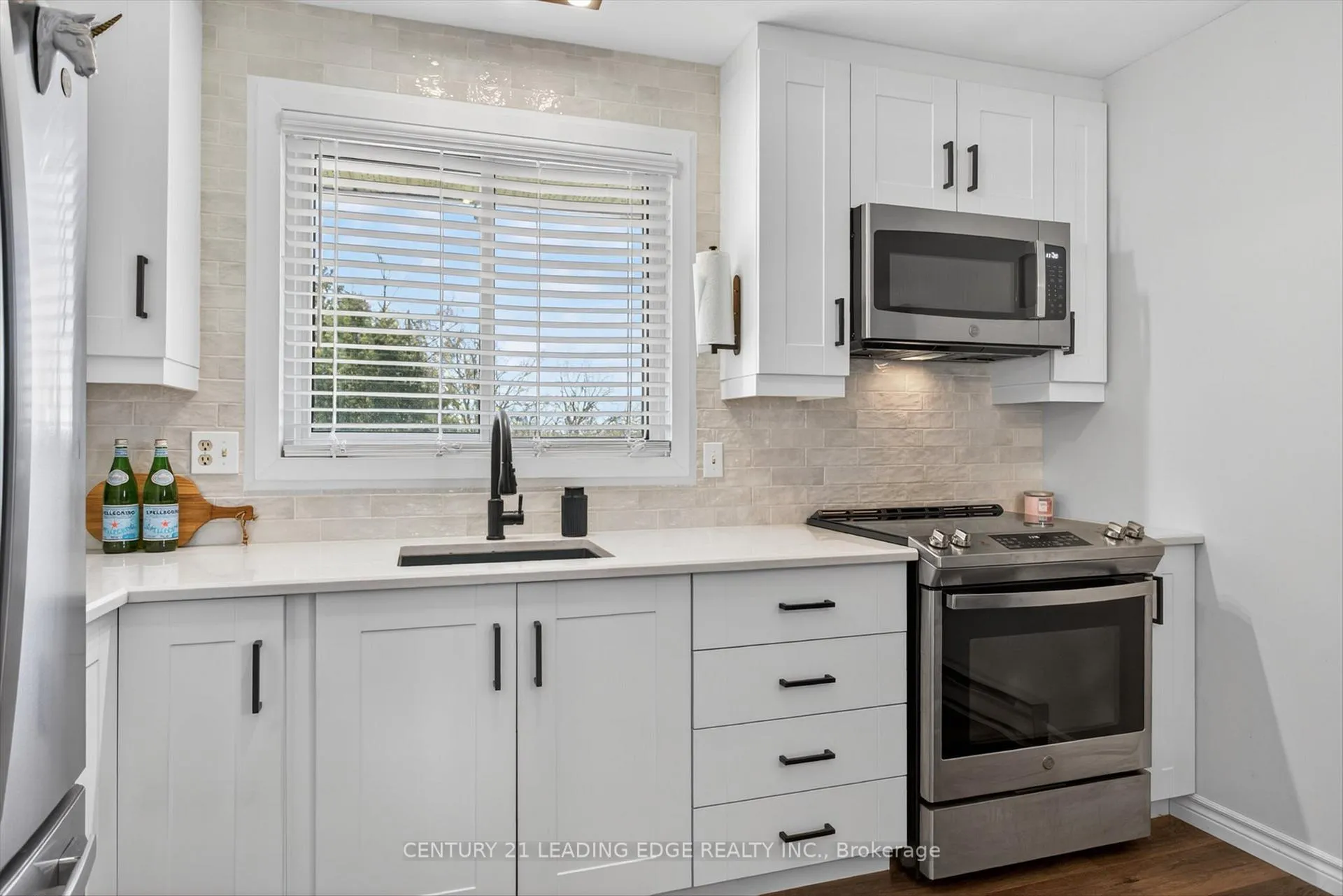 Photo 4 of Unit A, 107 Rita Crescent, Kawartha Lakes, Omemee — HOMEH