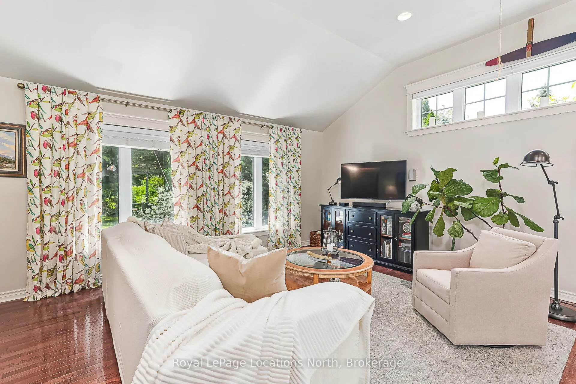 Photo 6 of 8366 Poplar Side Road, Clearview, Rural Clearview — HOMEH