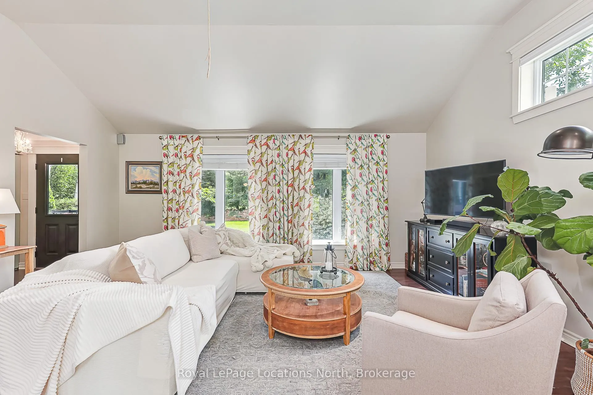 Photo 7 of 8366 Poplar Side Road, Clearview, Rural Clearview — HOMEH