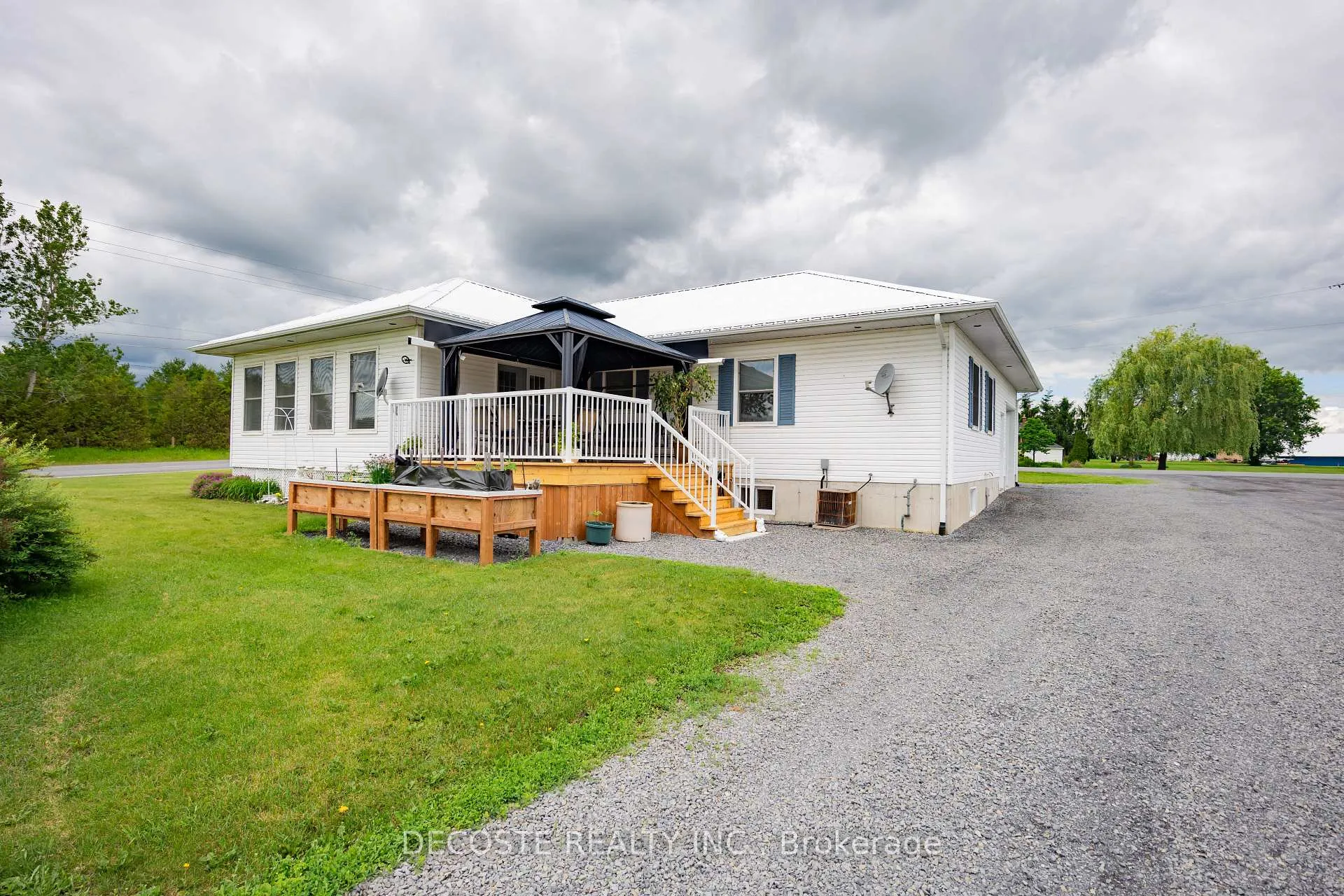 Photo 5 of 20356 Concession 7 Road, South Glengarry, South Glengarry (Lancaster) Twp — HOMEH
