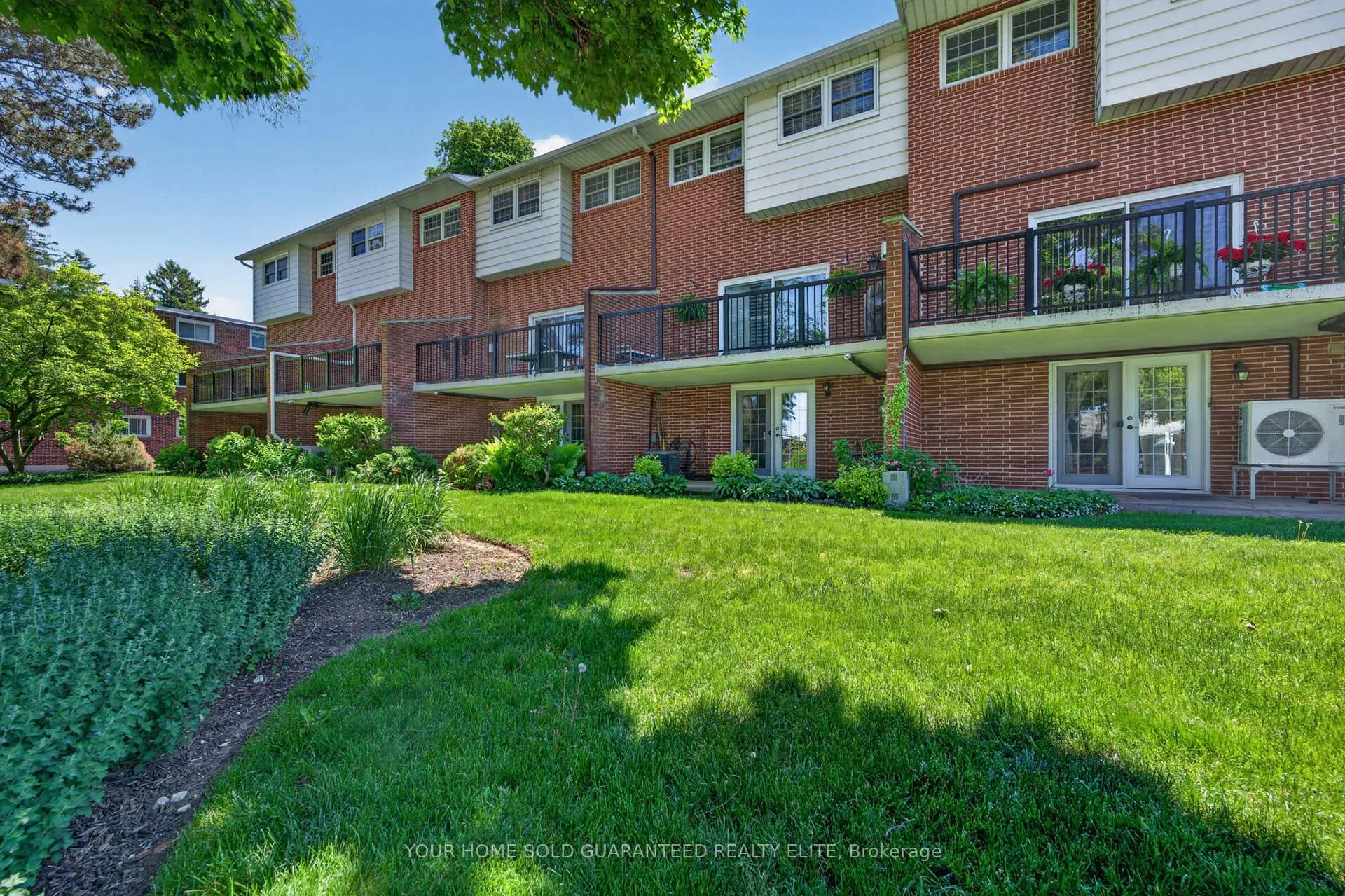 Photo 25 of Unit 4, 91 Livingston Avenue, Grimsby, Grimsby West — HOMEH