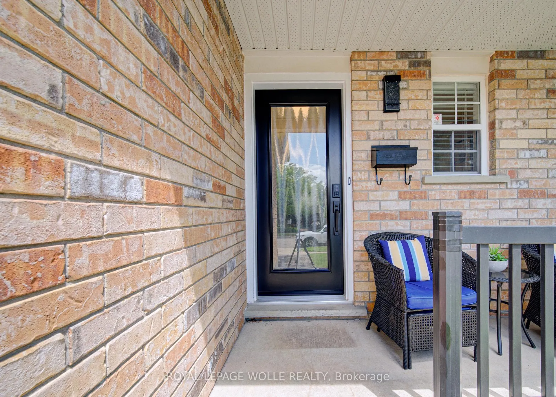 Photo 3 of 87 Jordan Drive, Cambridge — HOMEH