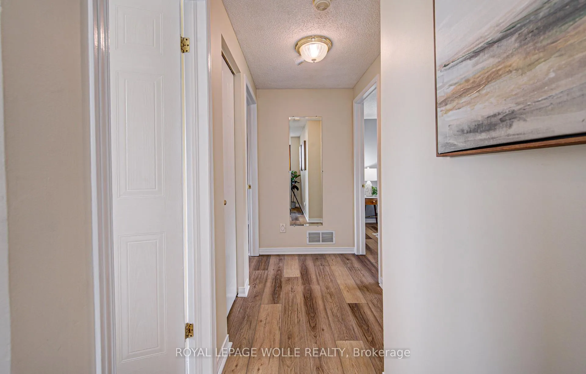 Photo 16 of 87 Jordan Drive, Cambridge — HOMEH