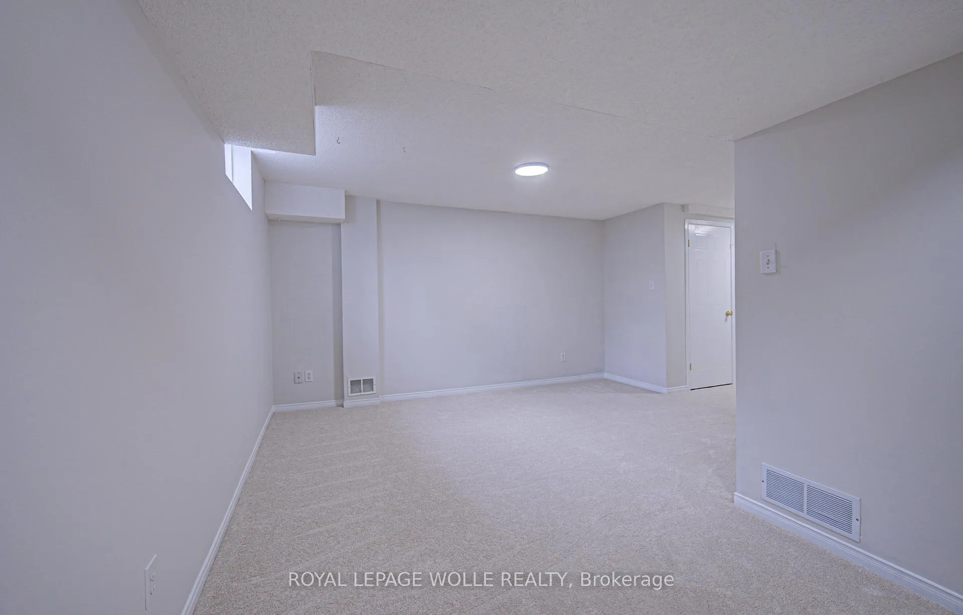 Photo 33 of 87 Jordan Drive, Cambridge — HOMEH