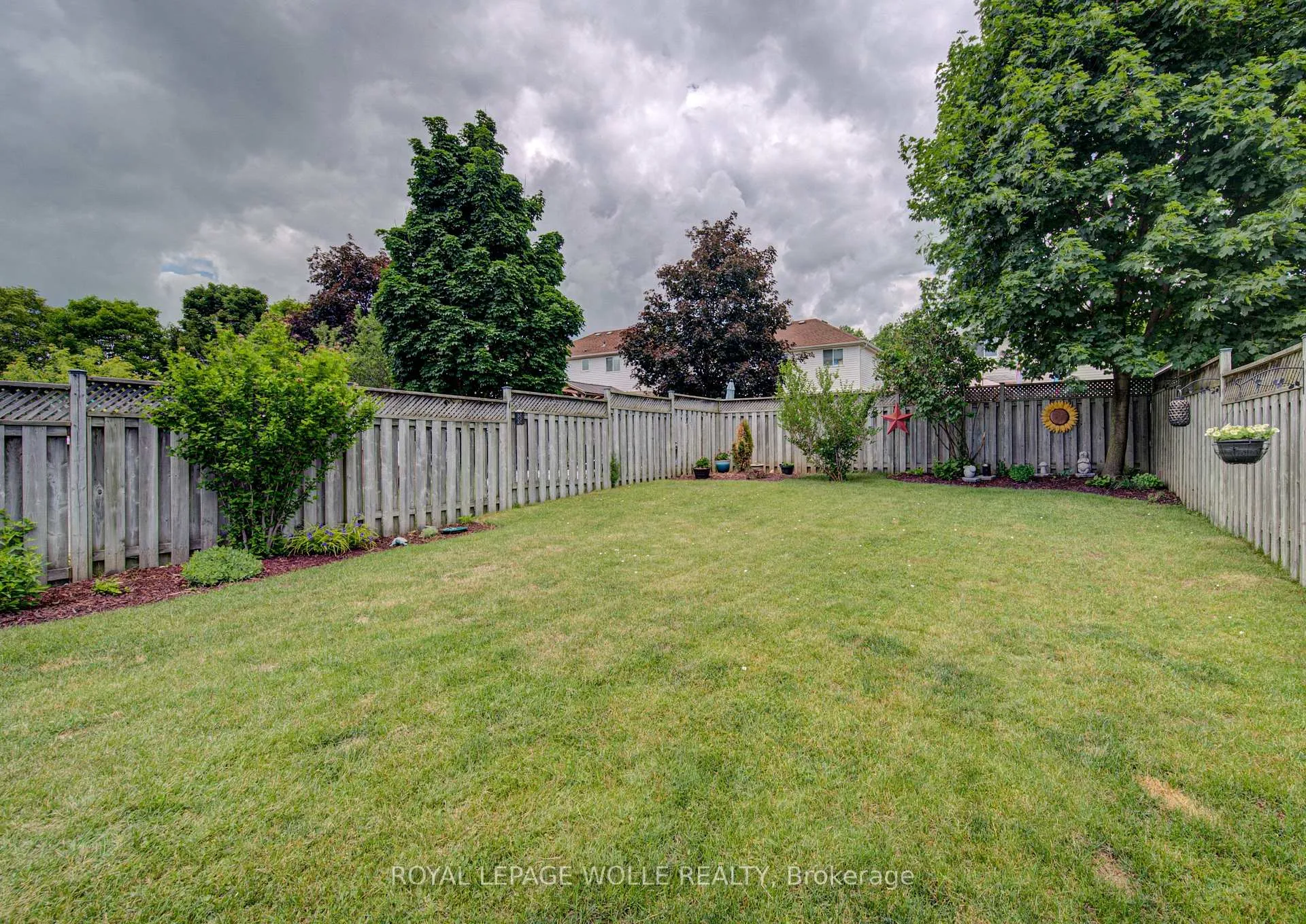 Photo 44 of 87 Jordan Drive, Cambridge — HOMEH